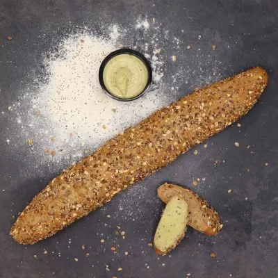 Meergranen Stokbrood met kruidenboter